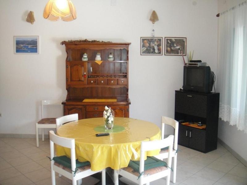 Apartments Ivan Orlic Vinišće Eksteriør billede